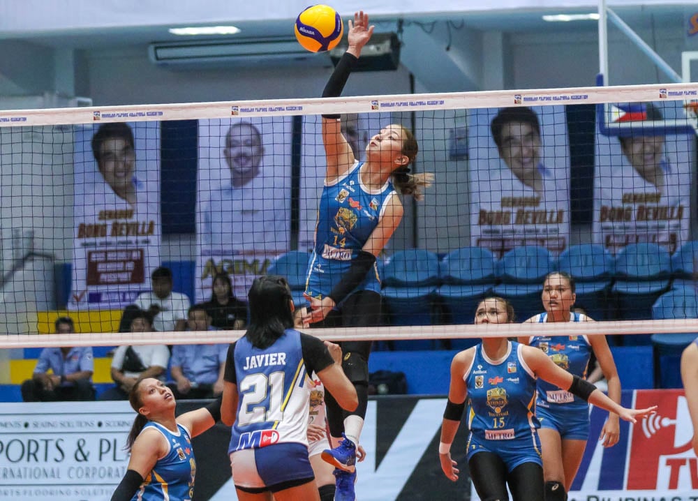 Lady Strikers near MPVA semis bonus