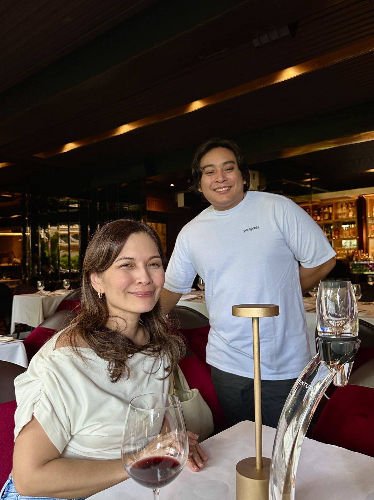 Carmelo L. Santiago’s legacy lives on in the restaurants of his daughters bearing his name, where his passion for good food including, of course, steaks of the highest quality, is meticulously maintained. One of his daughters, Carmina Santiago-Mesias, shown in the photo with her son, Francis, runs Melo’s Steakhouse BGC.