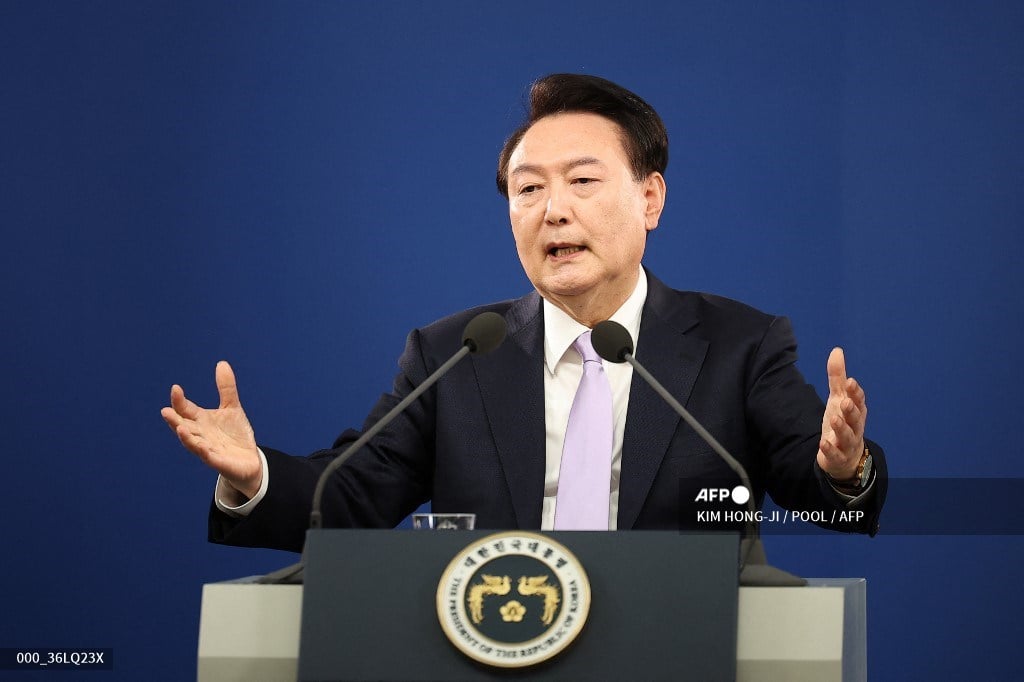 South Korea investigators vow to execute Yoon arrest warrant