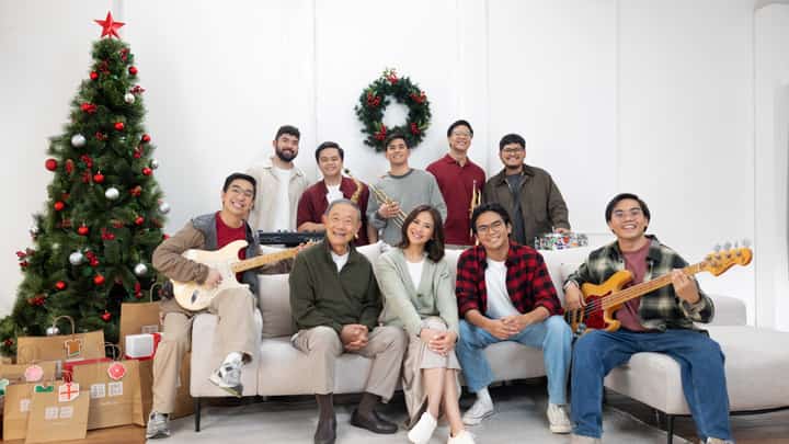 Popstar princess Sarah Geronimo, Jose Mari Chan and Lola Amour.