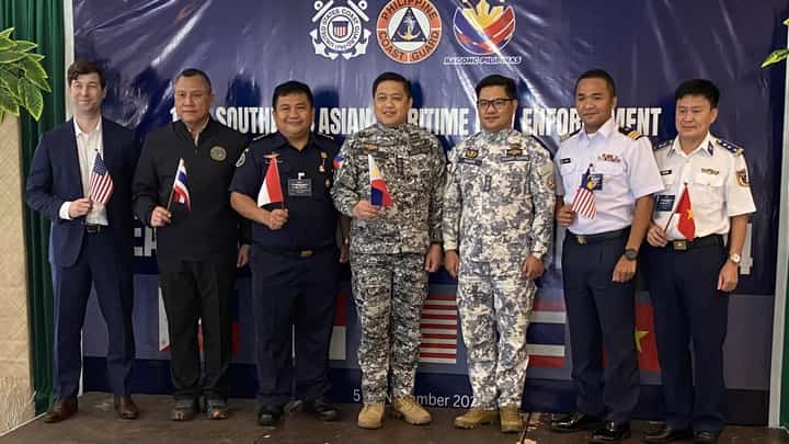 (From left) U.S. Embassy Bureau of International Narcotics and Law Enforcement Affairs (INL) Deputy Director Luke Bruns, Thailand delegation head Captain Ktitkorn Kanjanawanich, Indonesia delegation head Commander Semuel Sandi Rundupadang, Philippine Coast Guard Captains Noriel Ramos and Jimmy Naisod, Malaysia delegation head Commander Mohd Hairil Bin Othman, and Vietnam delegation head Colonel Cao Vu Long.