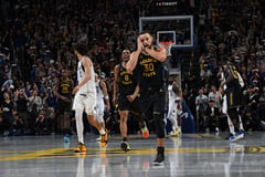 ‘NIGHT, NIGHT’: Curry, Warriors spoil Thompson homecoming