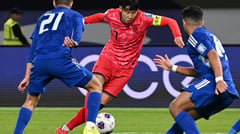 Son hits 50th South Korea goal in World Cup win, Australia-Saudi stalemate