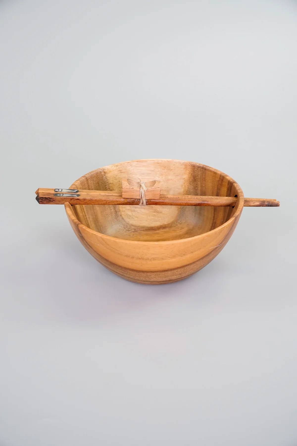 Acacia ramen bowl set.
