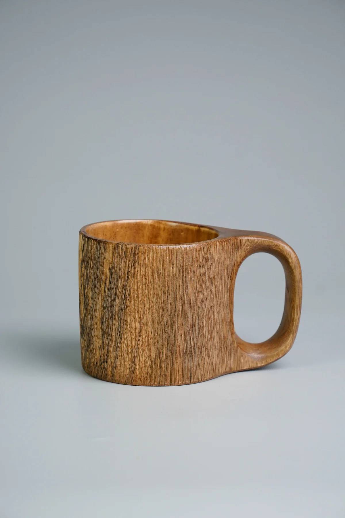 Kuksa mugh with ambon groove.