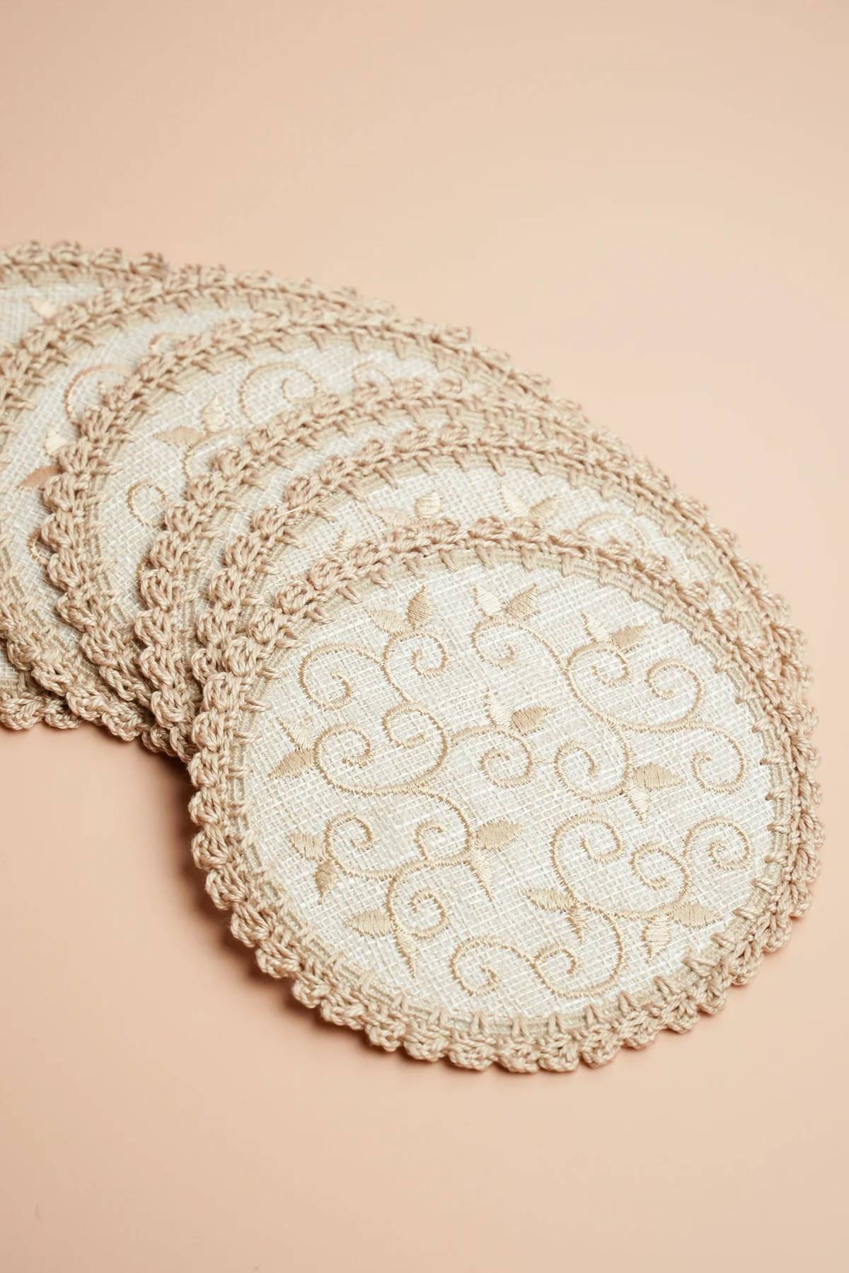 Coaster scroll