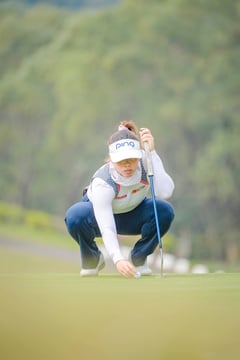 Pauline del Rosario shares 8th after closing 69