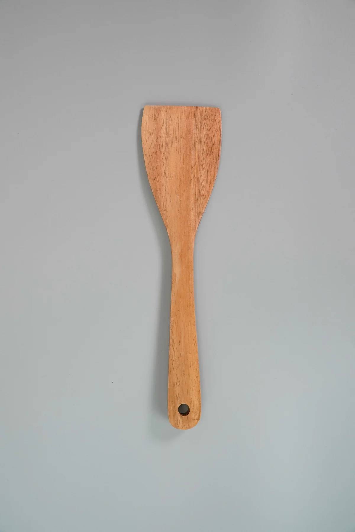 Wooden spatula.