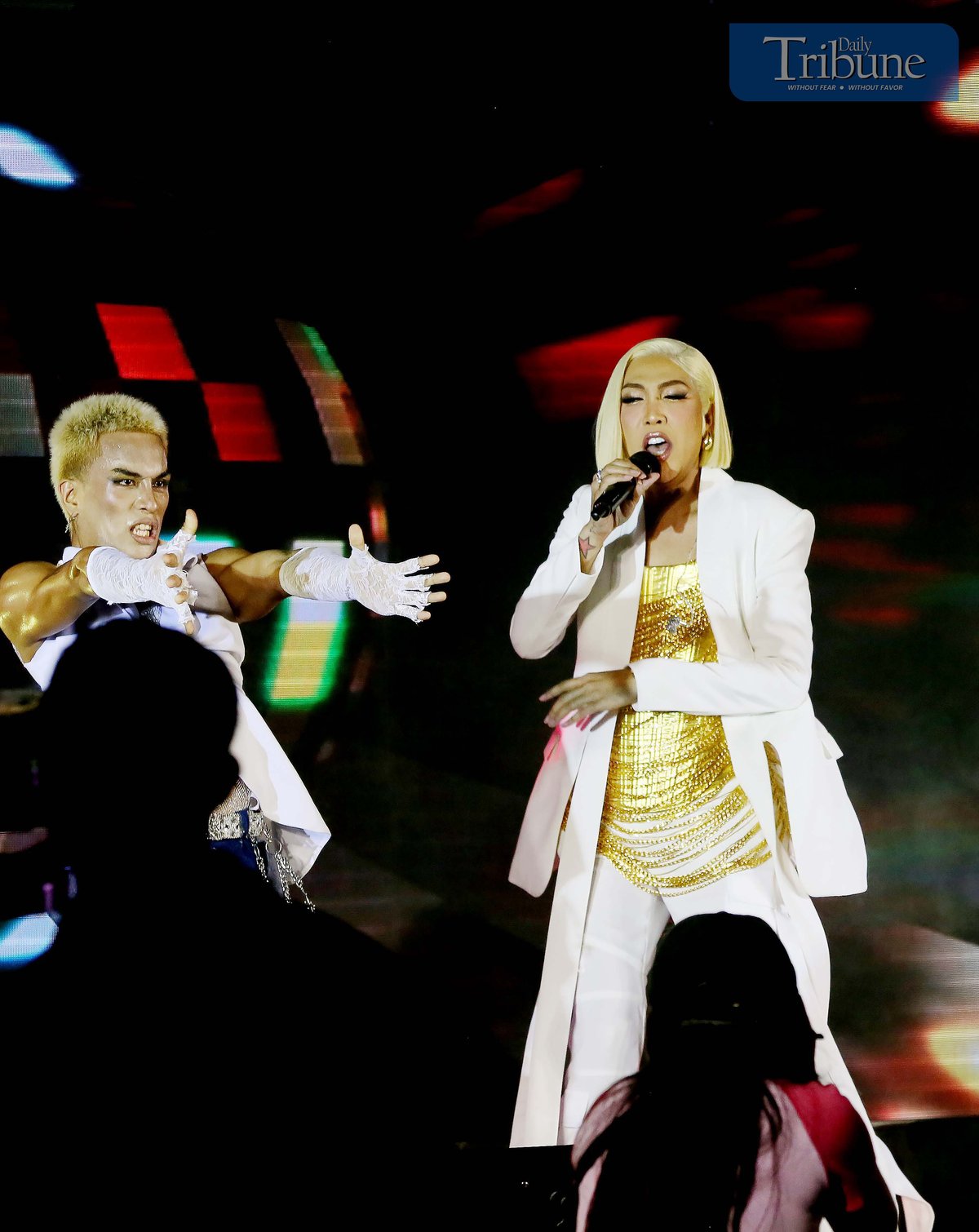 Vice Ganda performing at Araneta City on Thursday, 14 November.