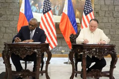China ‘paranoid’ over Phl, US signing of military info agreement