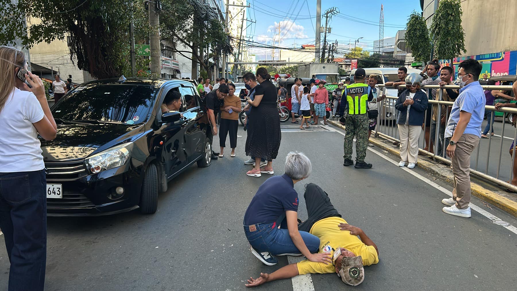 Lacuna rescues road mishap victim