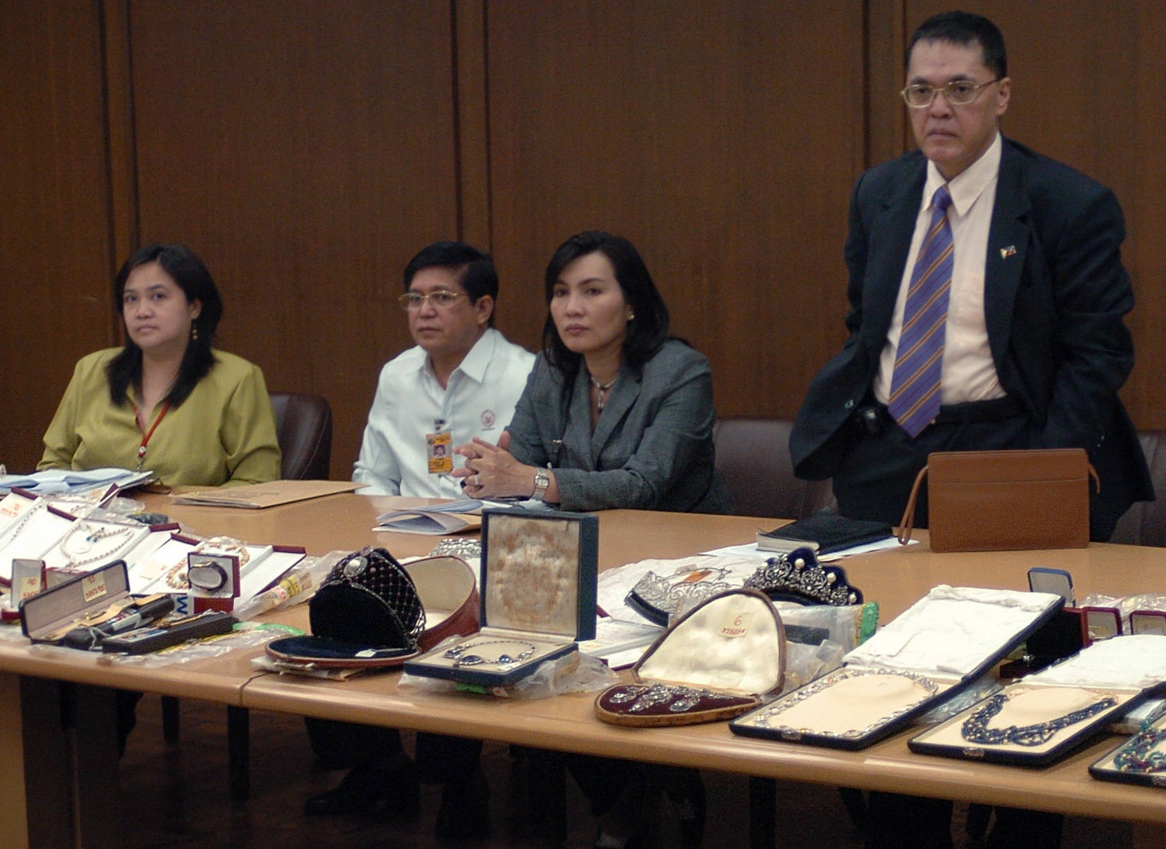 Sandiganbayan junks ‘ill-gotten’ wealth case vs. Marcos crony’s heirs in exchange for the return of assets. 