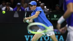 Sinner, Italy make Davis Cup semis