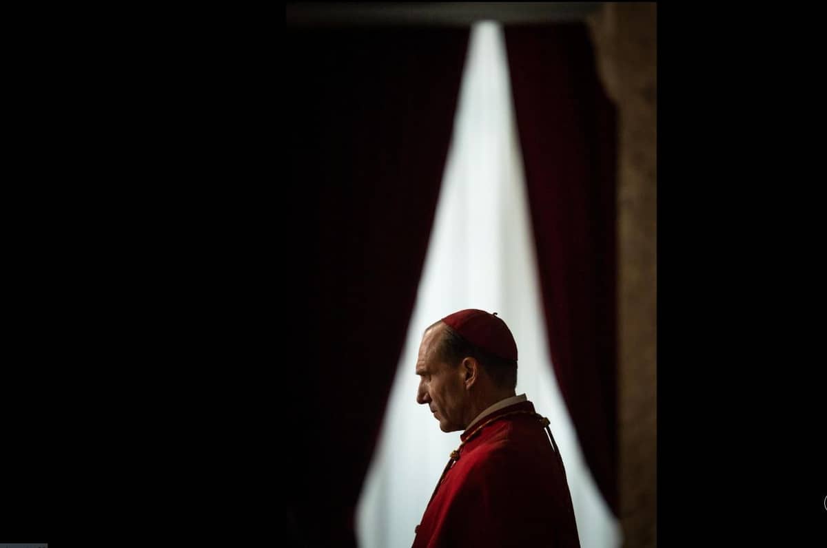 Ralph Fiennes as Cardinal Lawrence.