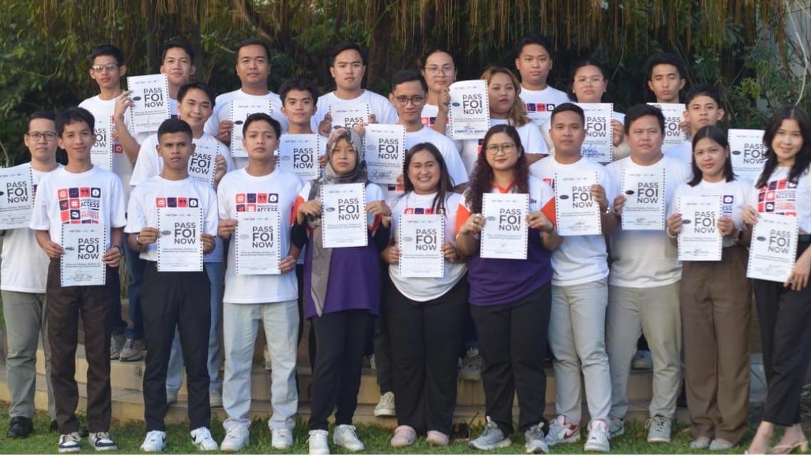 Youth leaders, government officials renew push for FOI bill