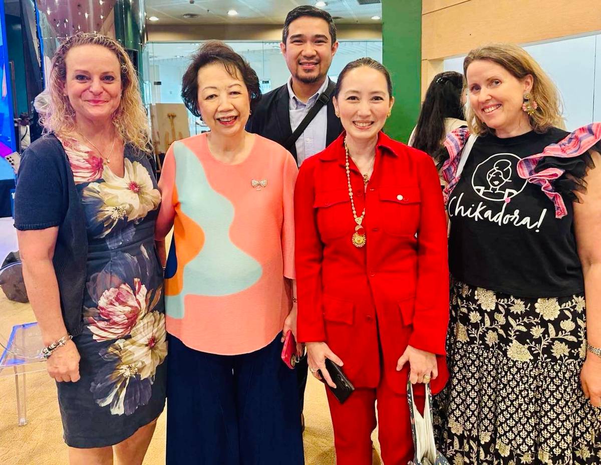From left: Mme. Eva Mellbin (Denmark ) Jeannie Abaya, Atty. Ranya Fernandez, Mme. Catherine Lyster (Norway) and Pastor Jojit Fernandez (back).