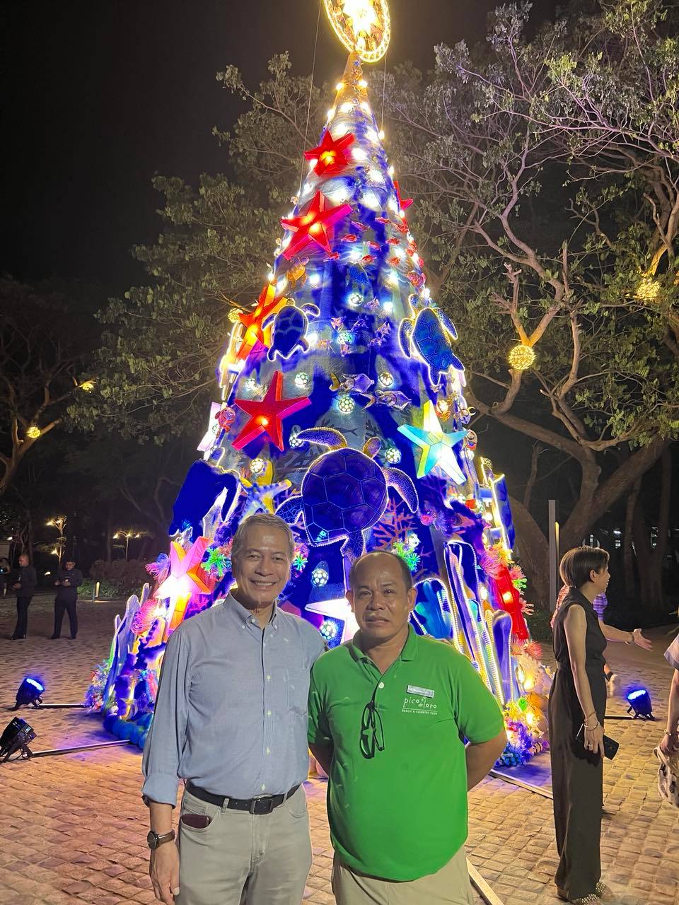 Job well done SMHCC consultant Nestor Jardin with housekeeping supervisor Florencio Garcia.