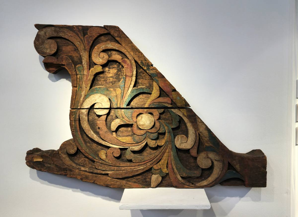 Panolong or Meranaw ornamental beam end from Lanao del Sur.