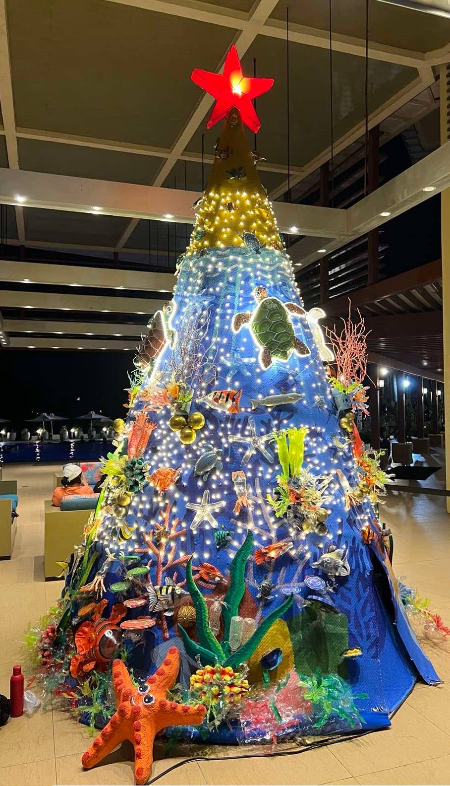 The 30-foot Christmas tree of Pico de Loro Beach and Country Club highlights the turtles’ journey home at the cove.