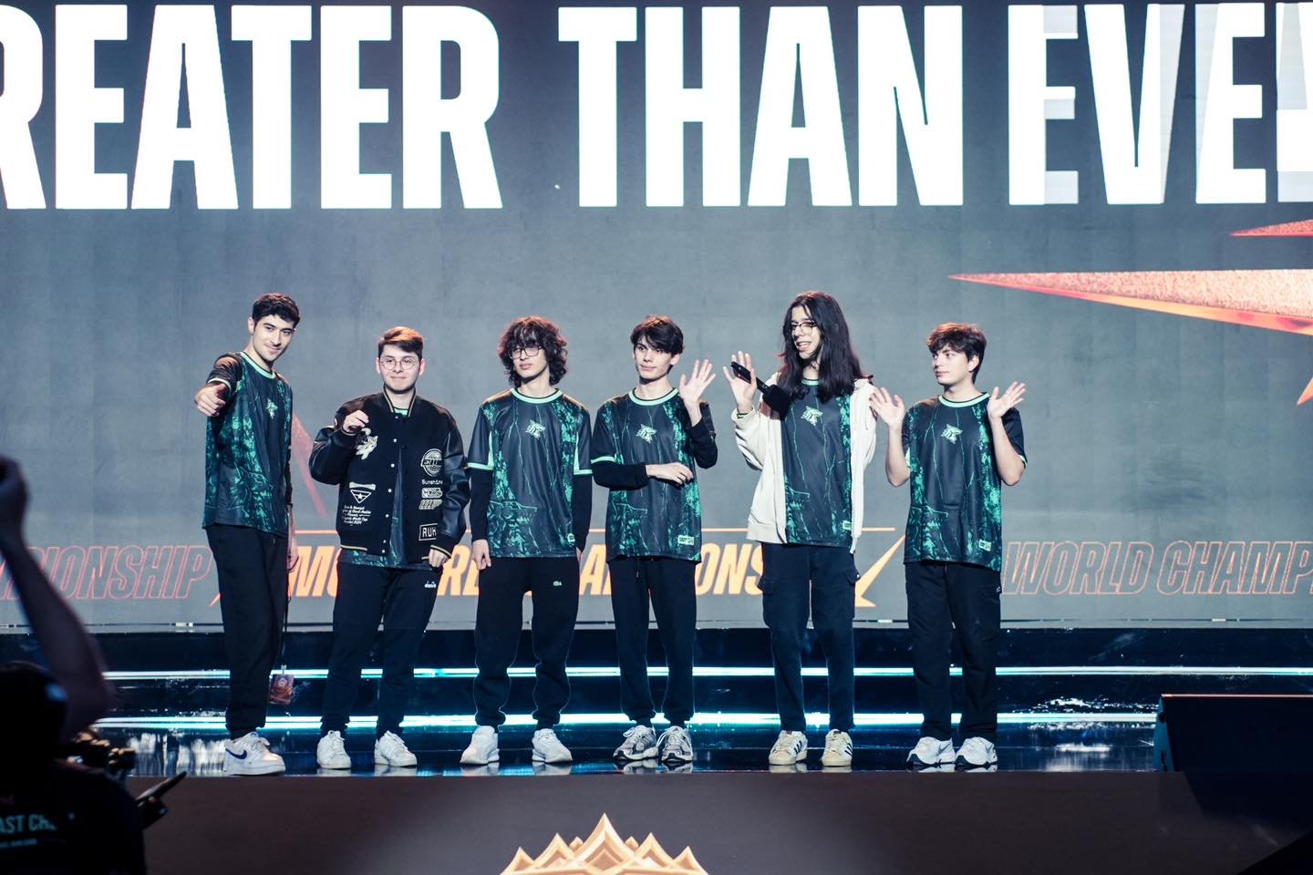 ULFHEDNAR wins Wild Card, completes M6 World Championship cast