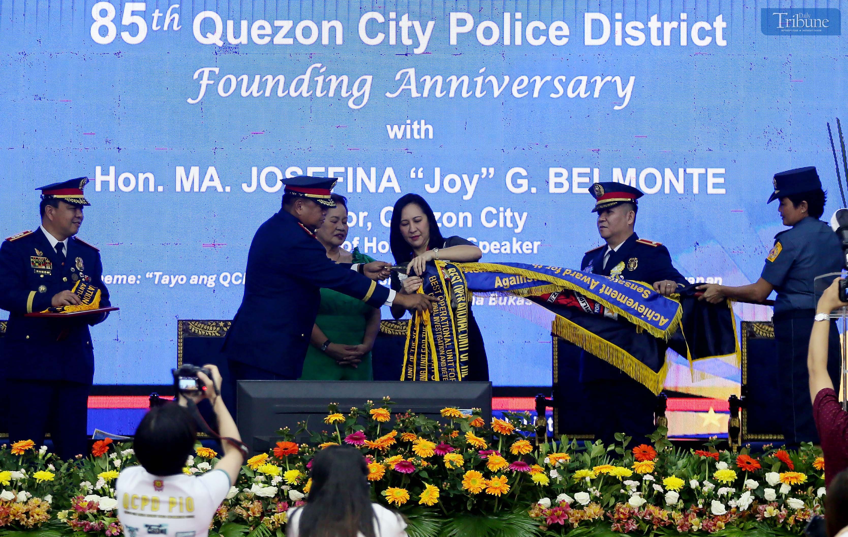 CIDU award for QC's PCol. Buslig Jr.