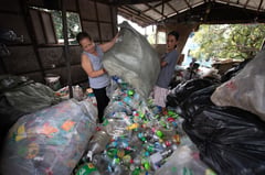 Plastic pollution treaty talks begin