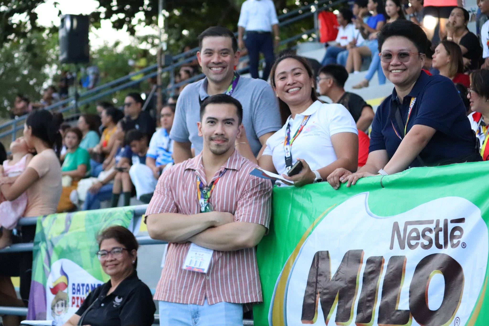 Coo bats for Batang Pinay