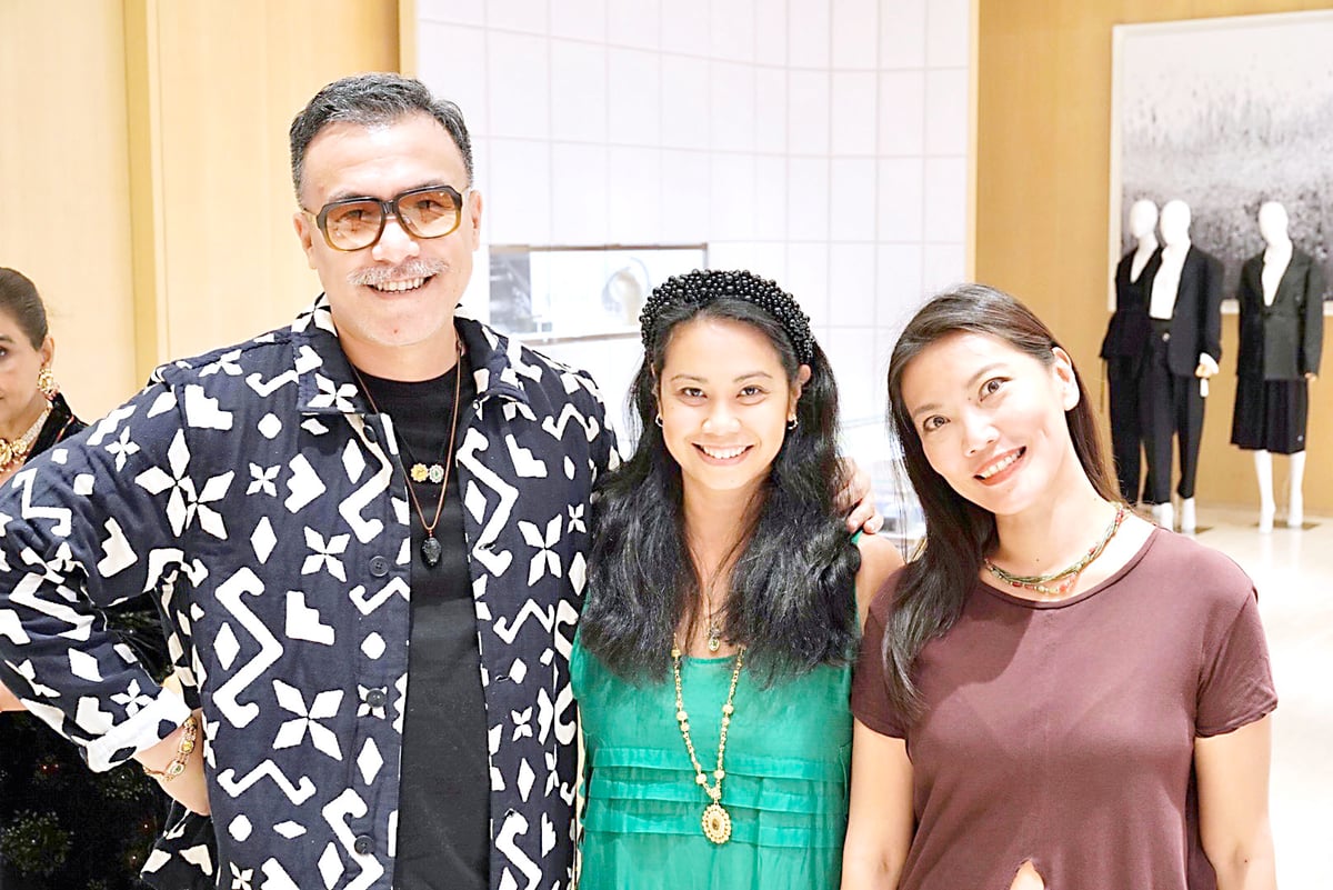 JJ Acuña, Karrie Bitanga and Ana Kalaw.