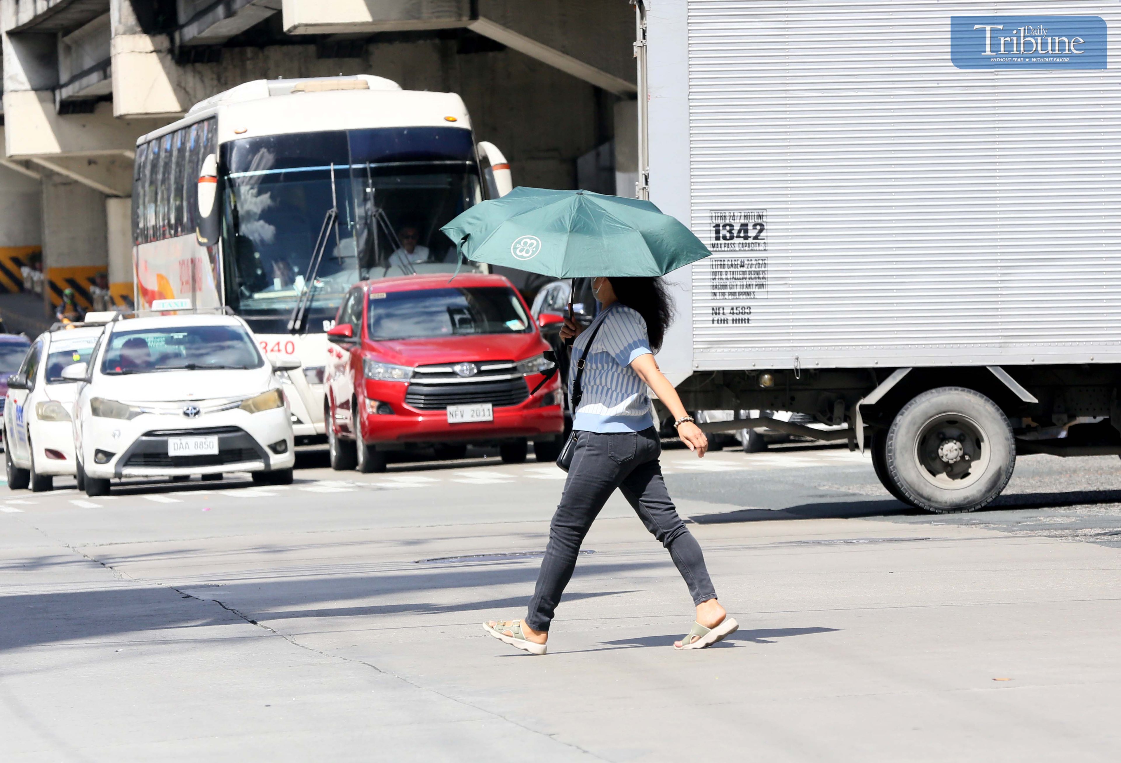 Pinoys warned against heat-related illnesses as extreme heat looms