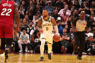 Lillard erupts for 43 as Bucks edge Sixers without Giannis