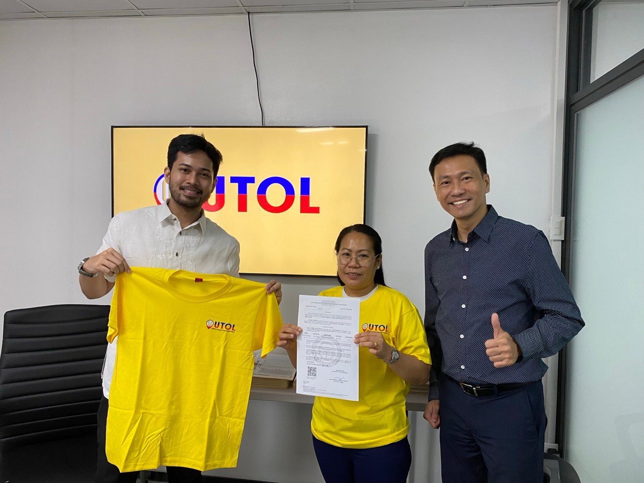 Beat the holiday rush with UTOL's reliable, affordable rides