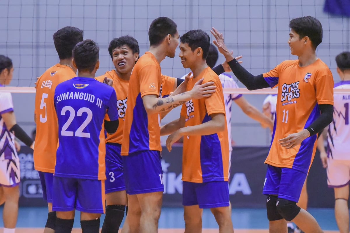 Criss Cross rolls into Spikers’ Turf semis