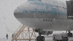 South Korean capital hit by record snowfall