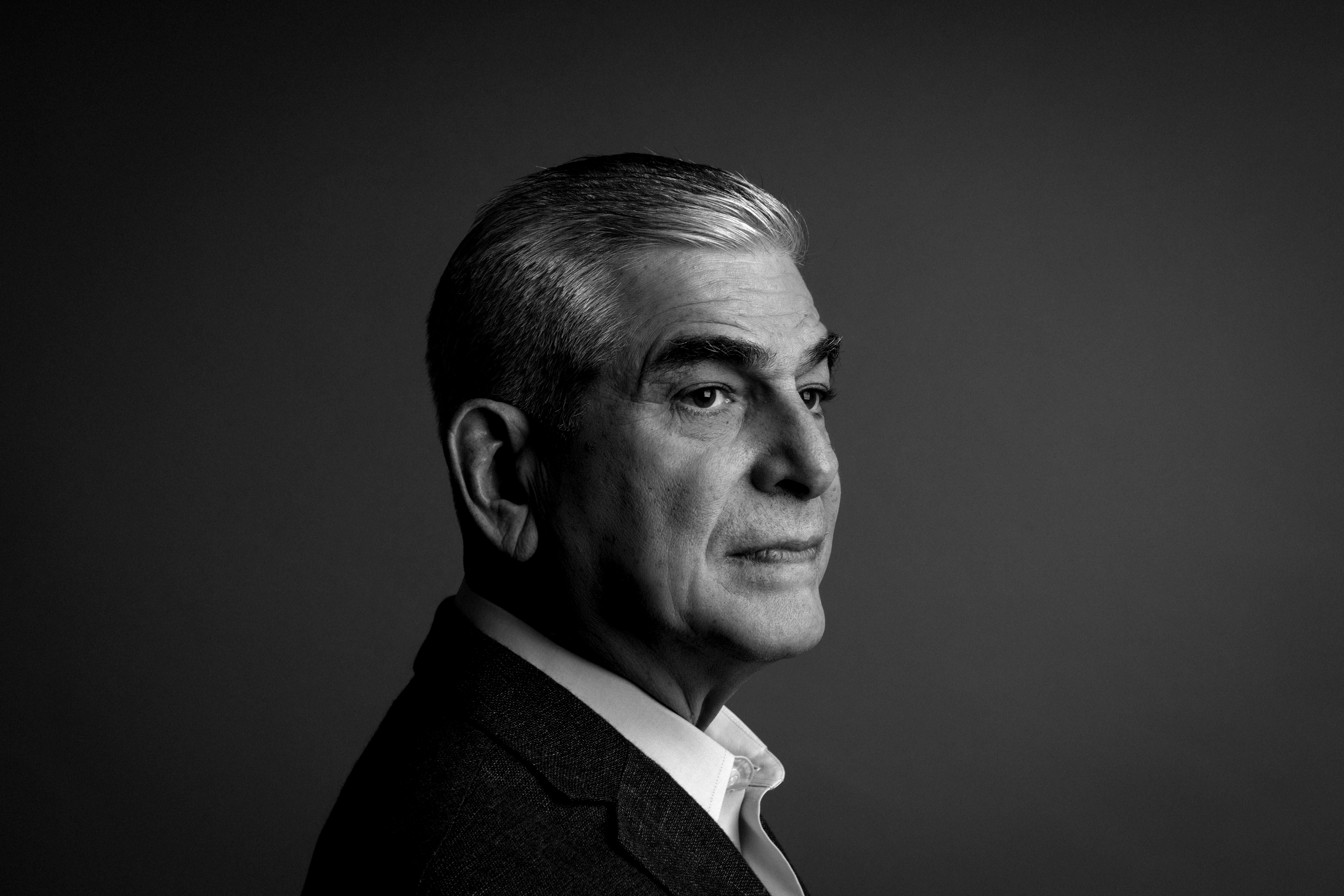 Globe shifts course as JAZA exits; banker Consing takes chair