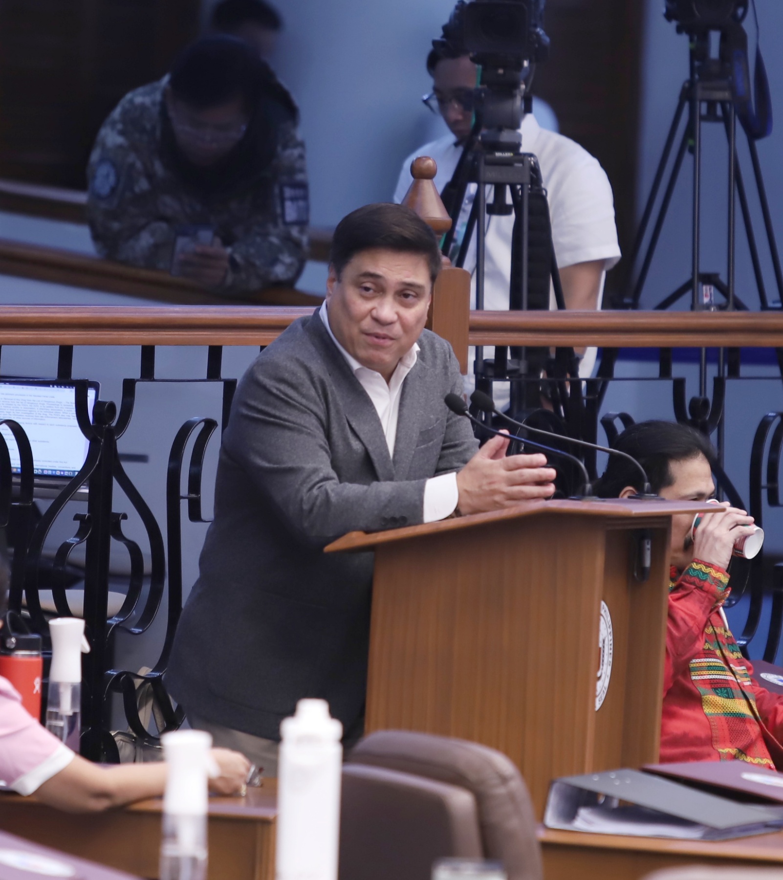 Zubiri seeks reorganization of NEDA into a regular department 
