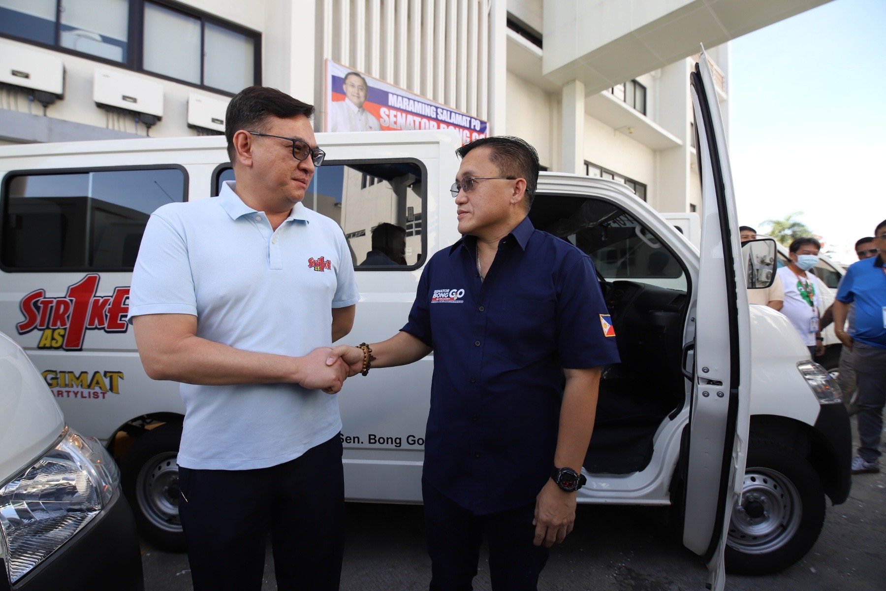 Go leads turnover of 12 utility vehicles in Bacoor to boost local services