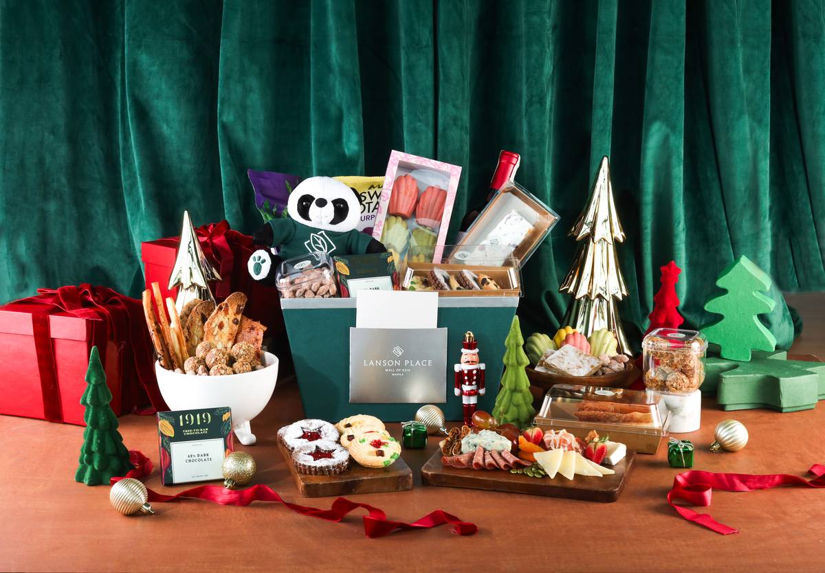 Take me home Lanson Place festive hamper.