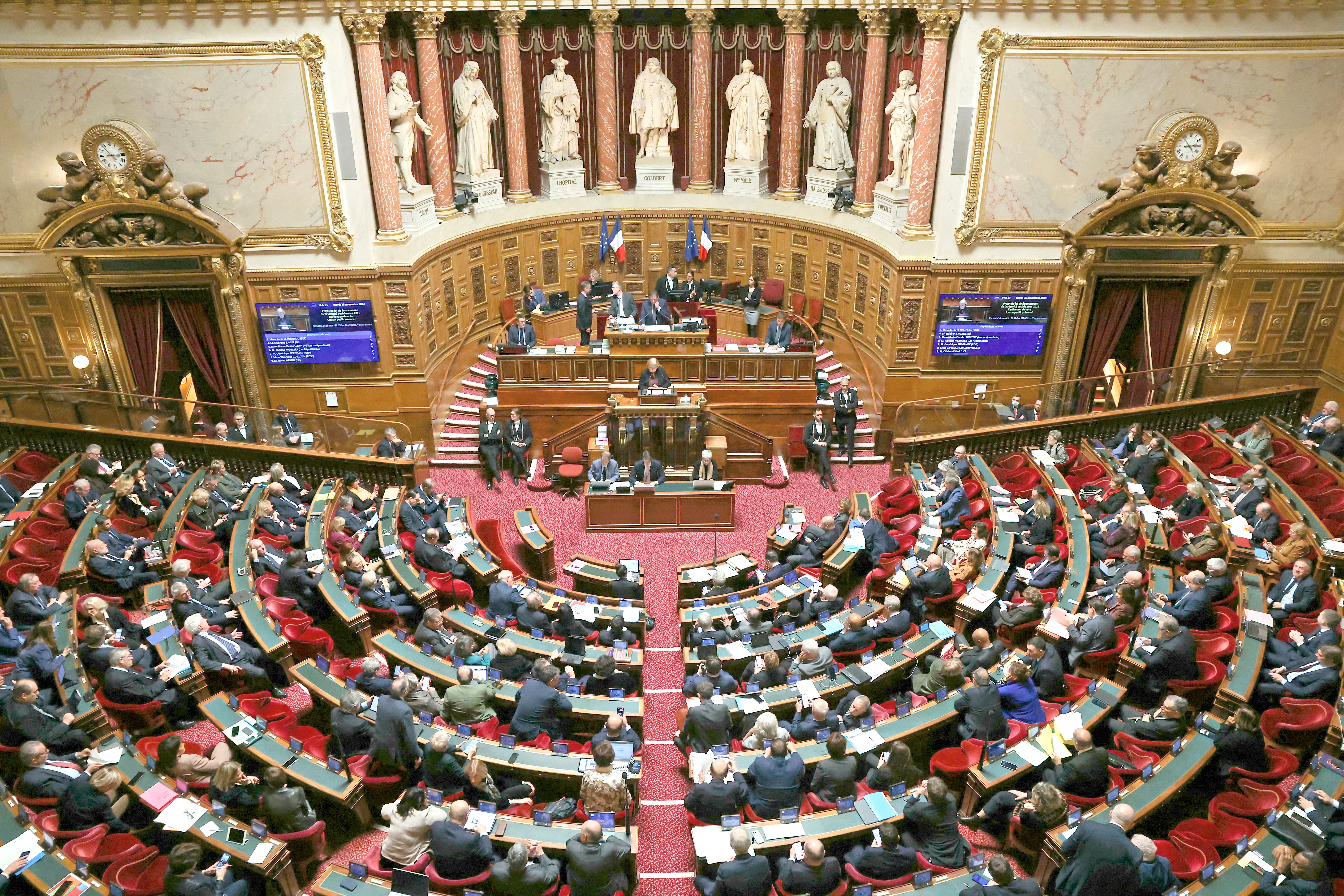 France’s PM risks being deposed