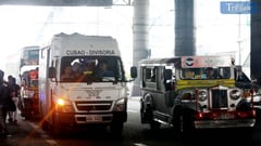 LTFRB warns PUVs, TNVS, and tricycles to honor student discount