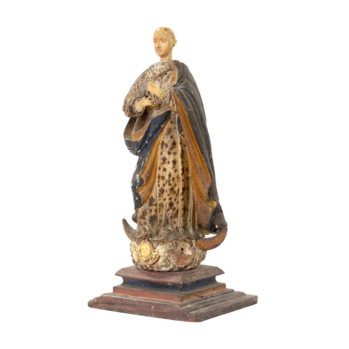 ‘A splendid de tallado ivory head, hands and cherubs ‘Nuestra Señora del Rosario’’ figure, c. early 19th century, estimated P120,000 to P160,000.