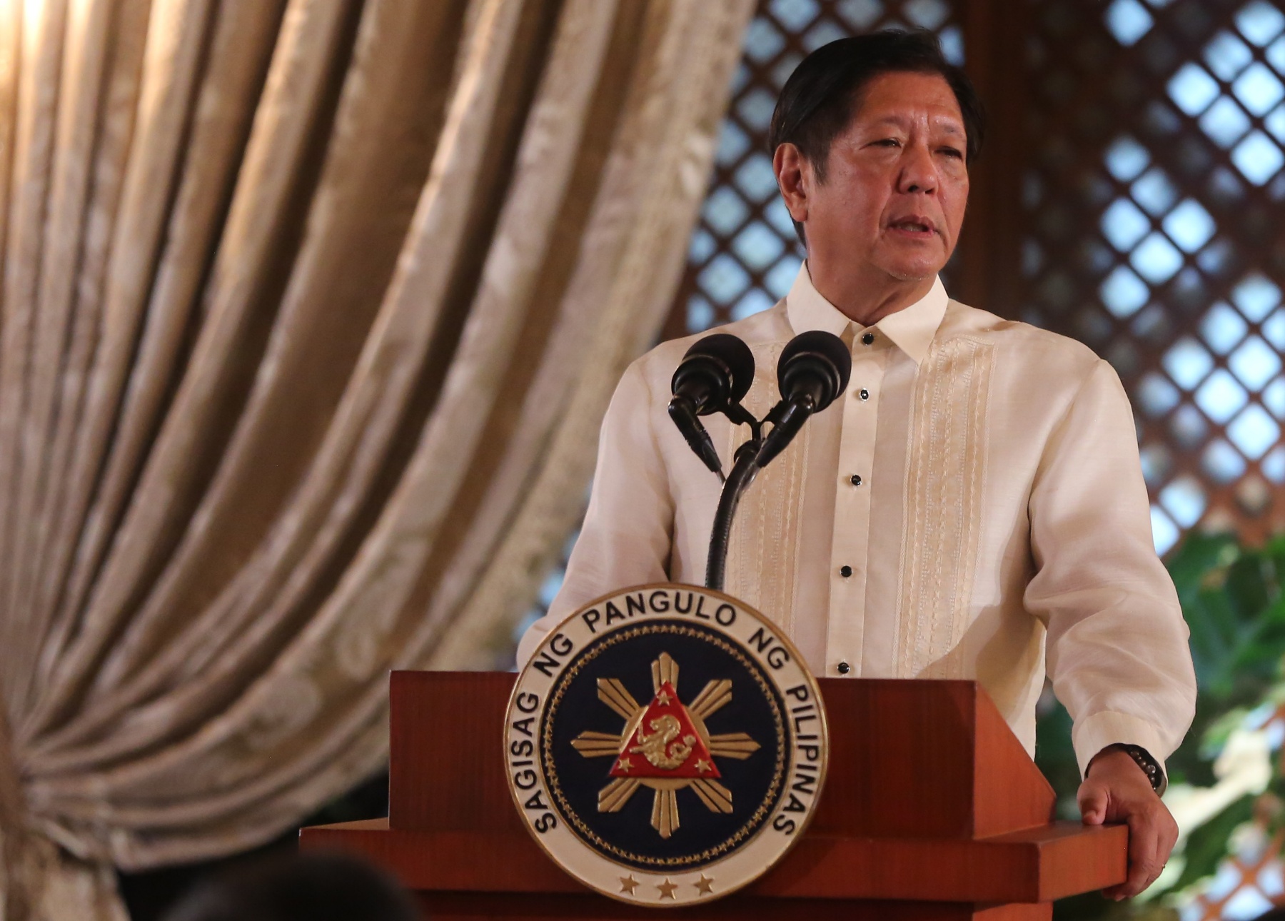 Marcos signs law guaranteeing prompt Islamic burials for Filipino Muslims