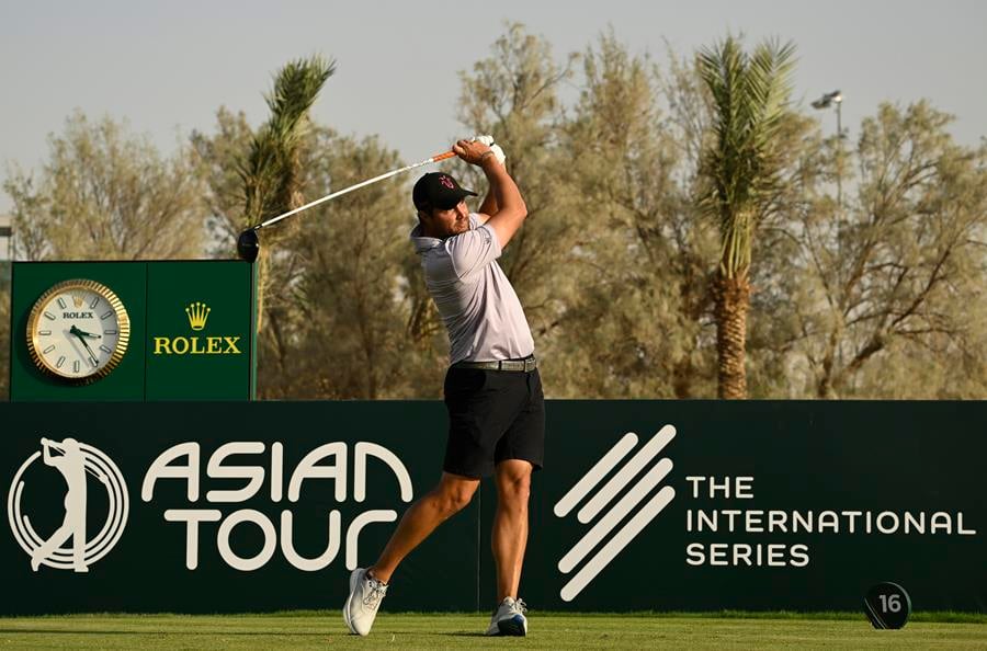 Uihlein joins 4-man tie logjam on top