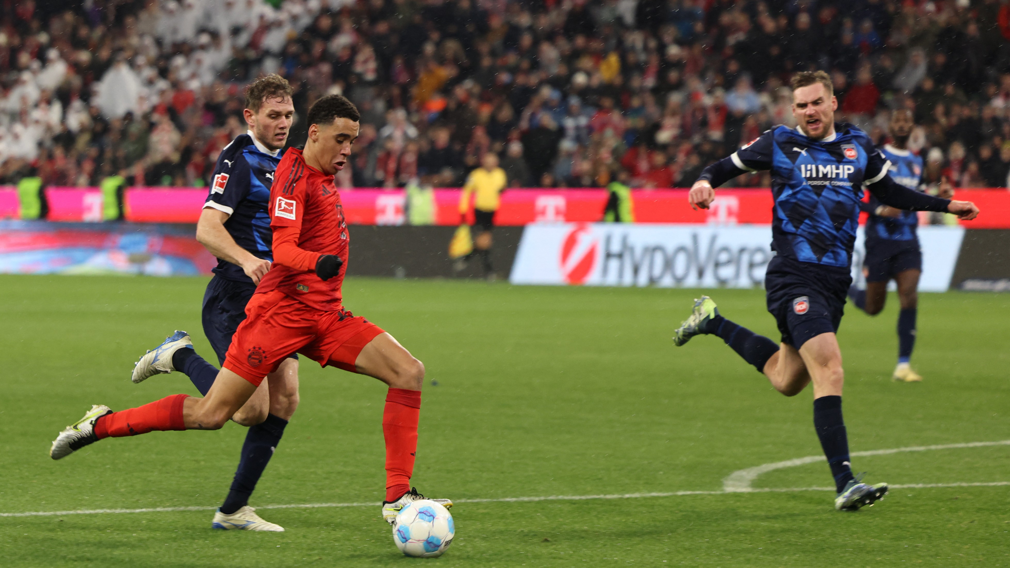 Bayern compare Musiala to Messi and Ronaldo after star showing