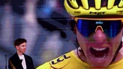 Pogacar caps season with Velo d’Or plum