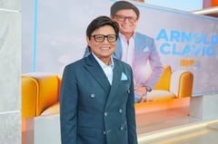 Kapuso for over 30 years: Arnold Clavio renews ties with GMA Network
