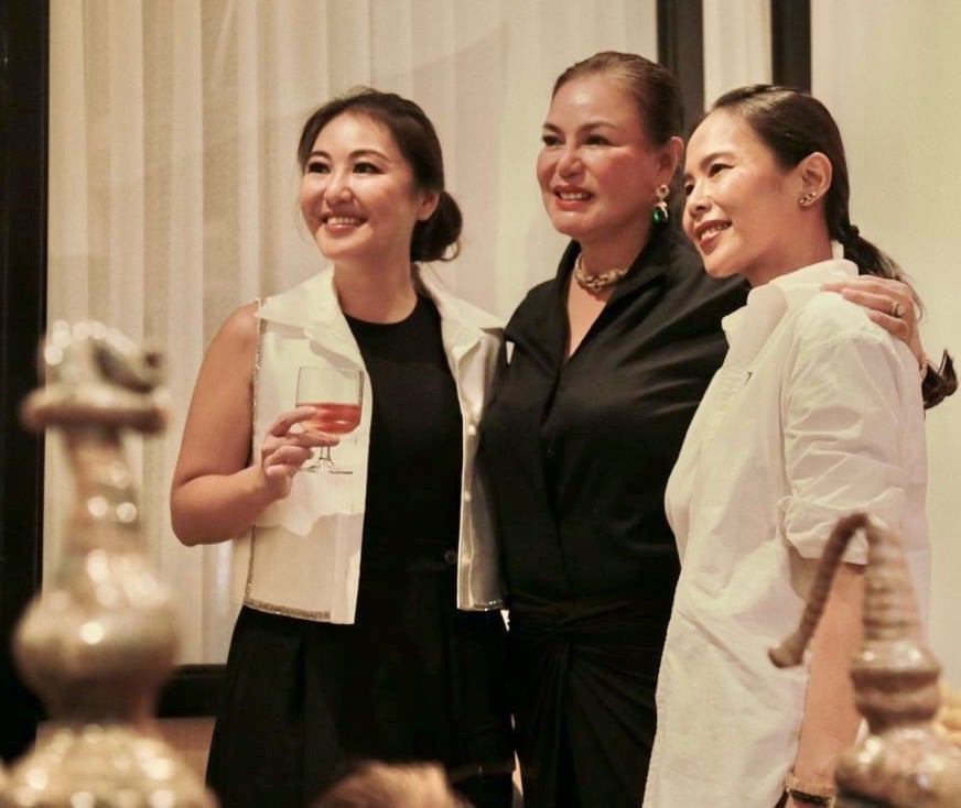 Patrons Sheree Chua, May Neri and Patricia Cusi Ramos.