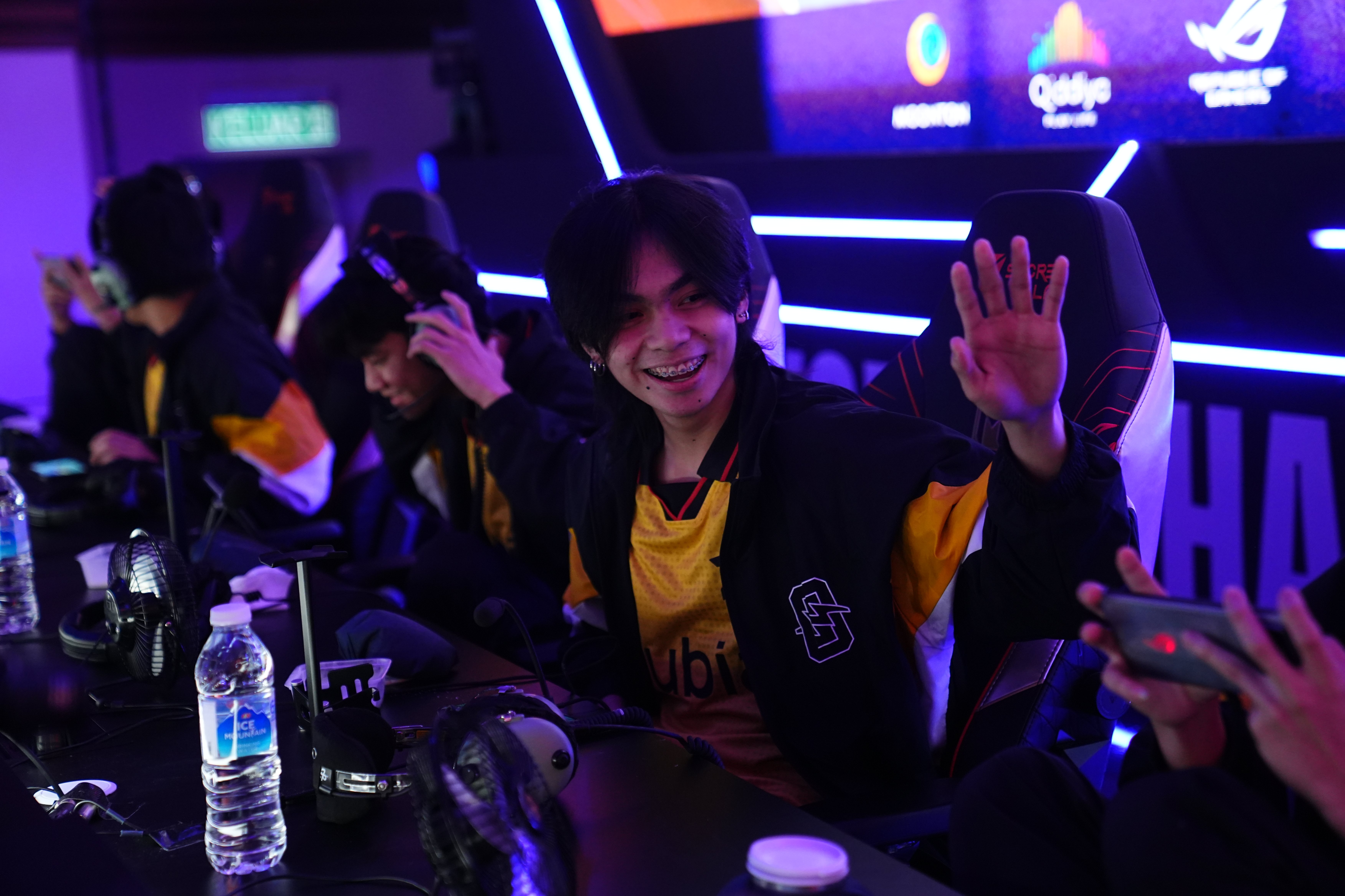 Fnatic ONIC PH secures upper bracket final spot at M6 World Championship