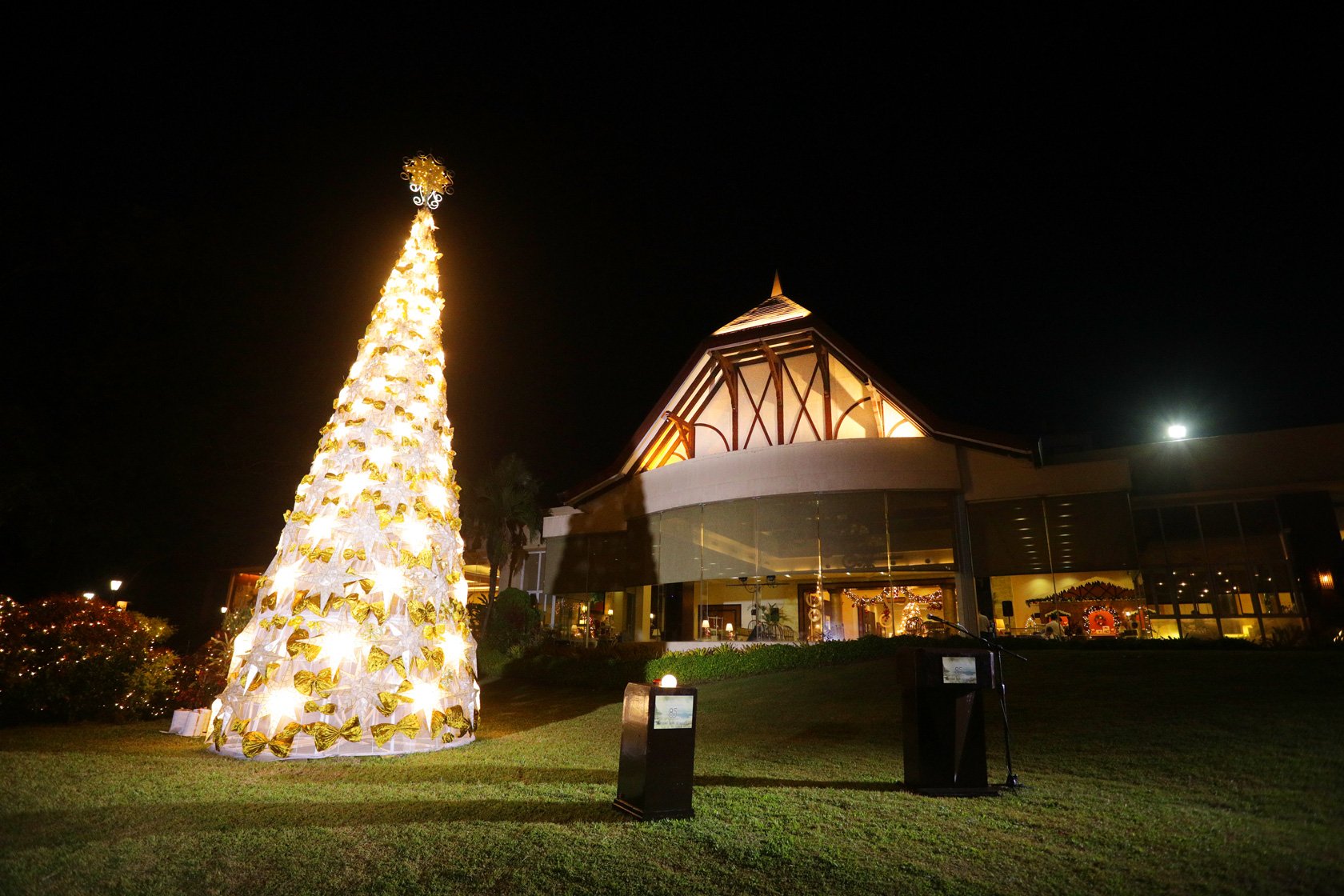 Taal Vista Hotel celebrates a ‘Timeless Christmas’