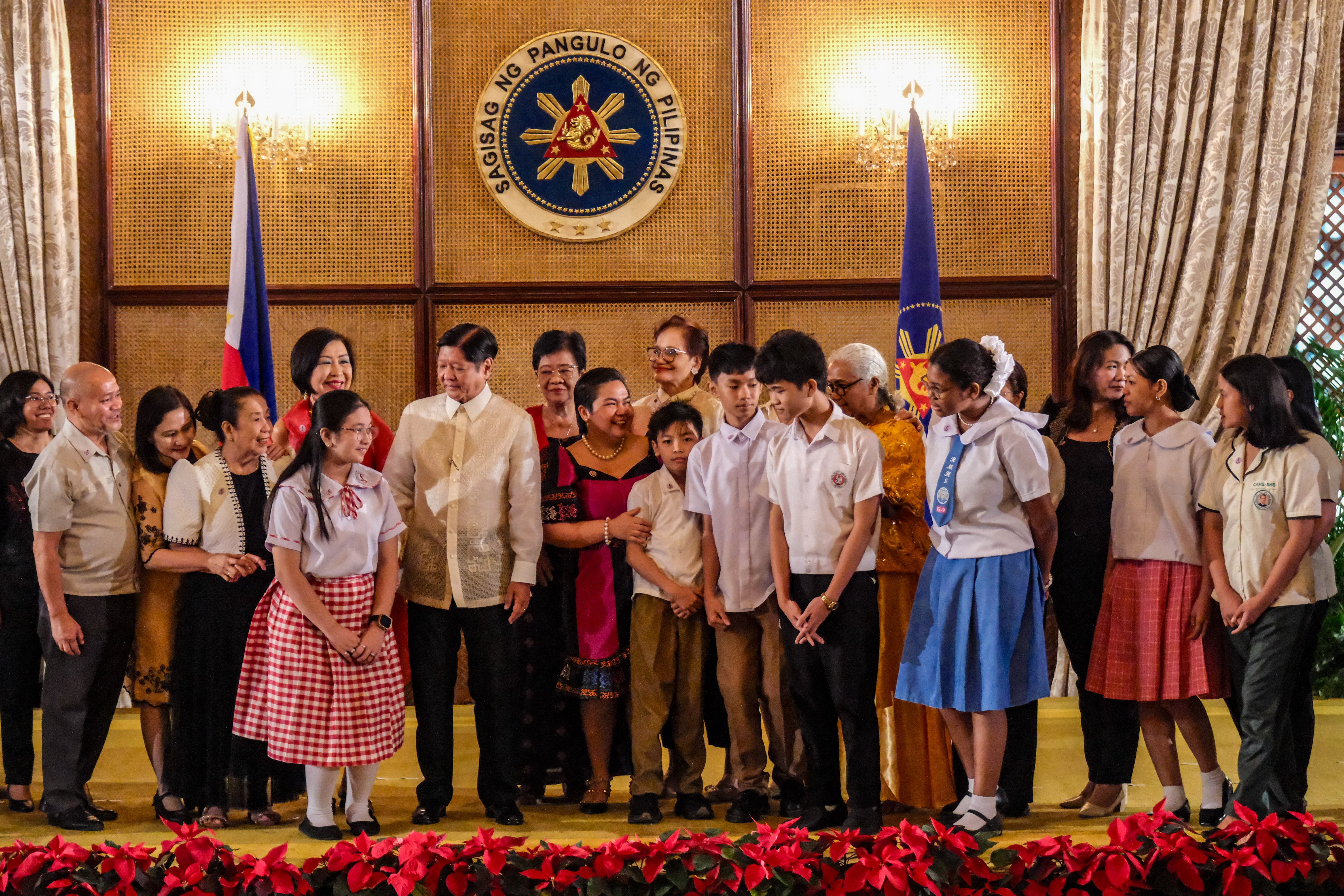 Marcos signs revamped Rice Tariffication Law