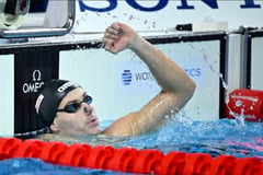 Russian swimmers grab 2 gold medals